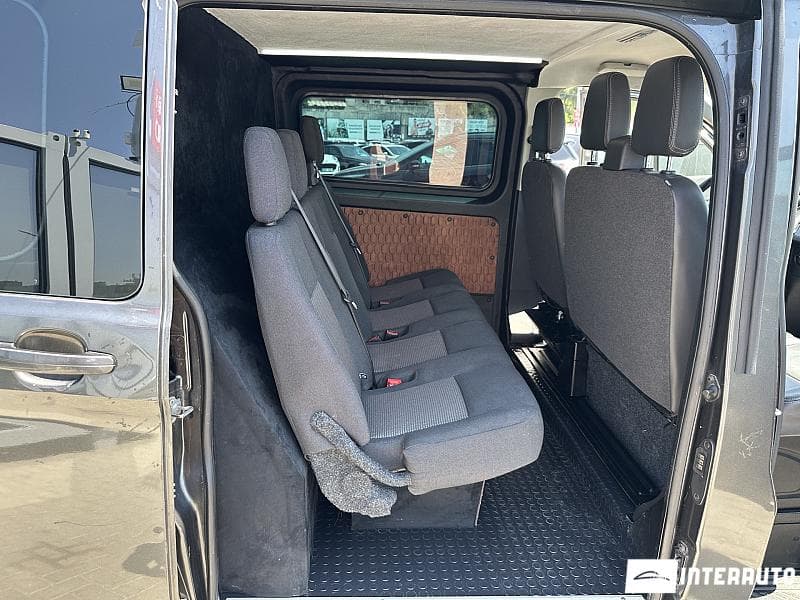 2015 Ford Transit — Miniatură 14
