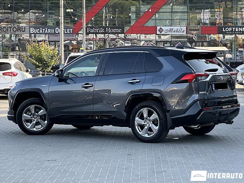 2020 Toyota Rav-4 — Miniatură 4