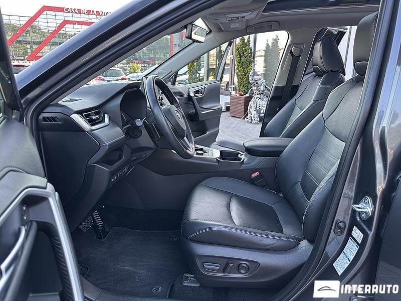 2020 Toyota Rav-4 — Miniatură 5