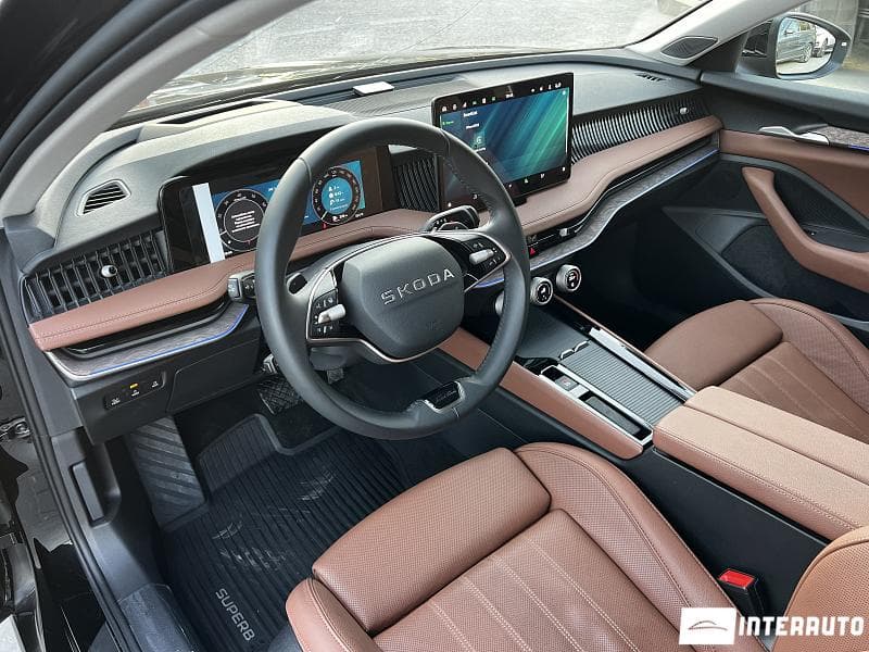 2025 Skoda Superb — Miniatură 5