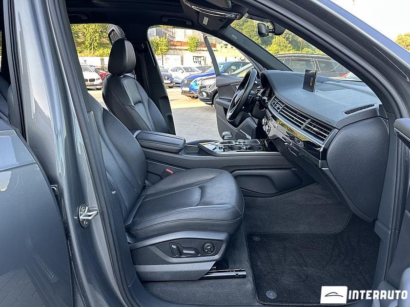 2017 Audi Q7 — Miniatură 17