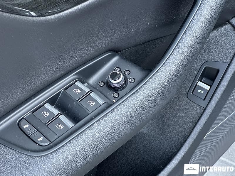 2017 Audi Q7 — Miniatură 21