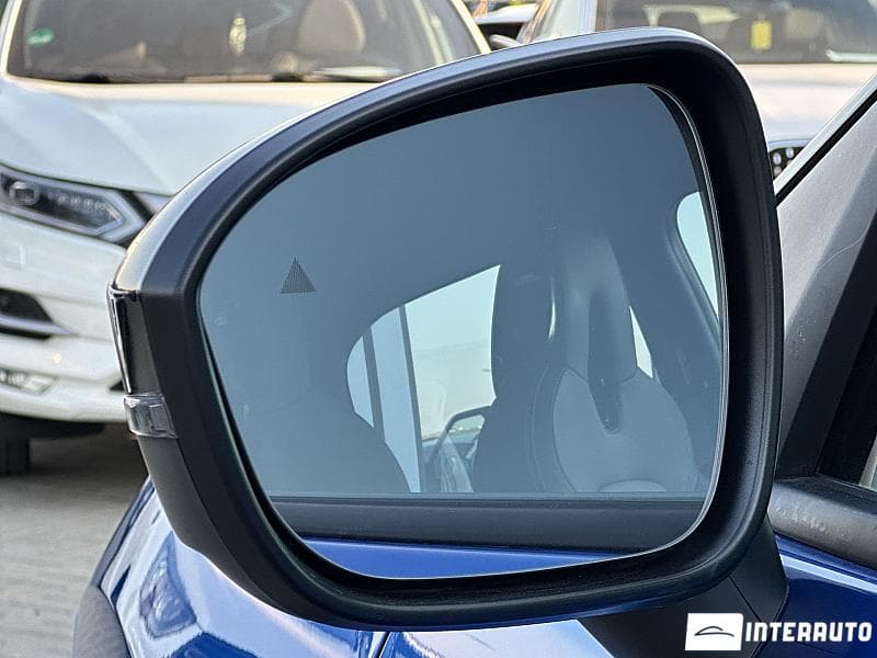 2023 Nissan Juke — Miniatură 16