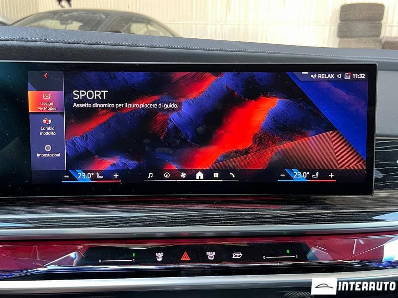 2023 BMW 740 — Miniatură 12
