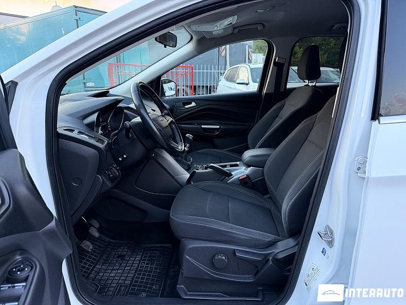 2017 Ford Kuga — Miniatură 5