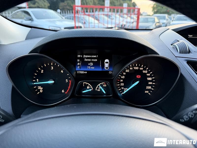 2017 Ford Kuga — Miniatură 9