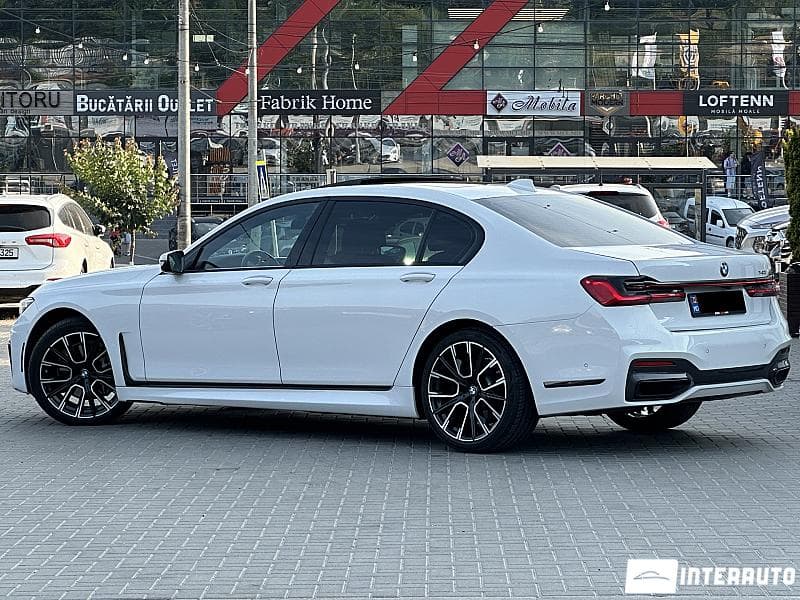 2021 BMW 740 — Miniatură 4
