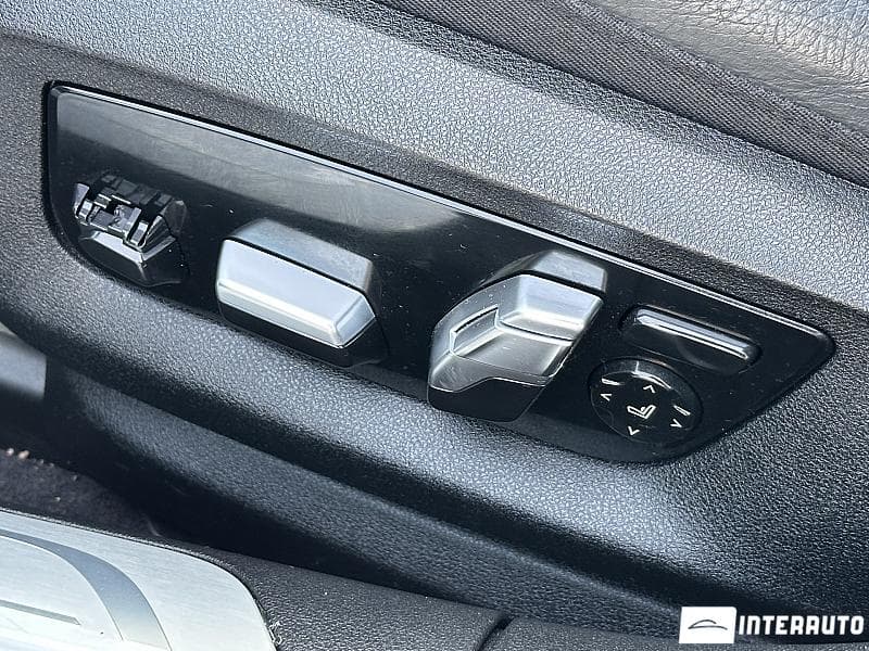 2021 BMW 740 — Miniatură 20