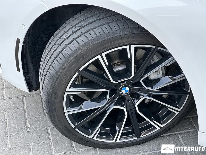 2021 BMW 740 — Miniatură 18