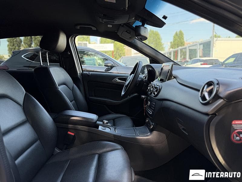2017 Mercedes B 180 — Miniatură 19