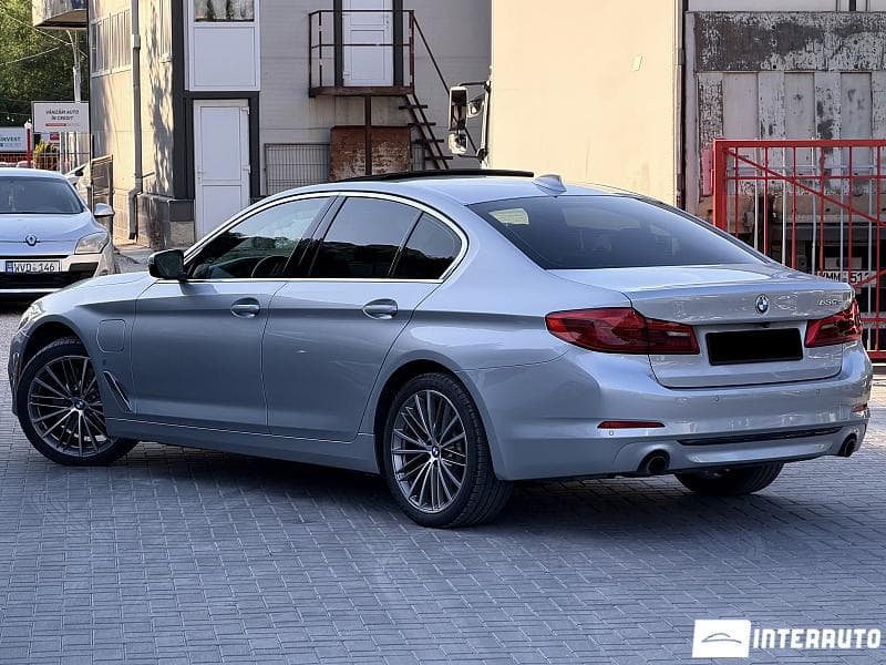 2018 BMW 530e — Miniatură 2
