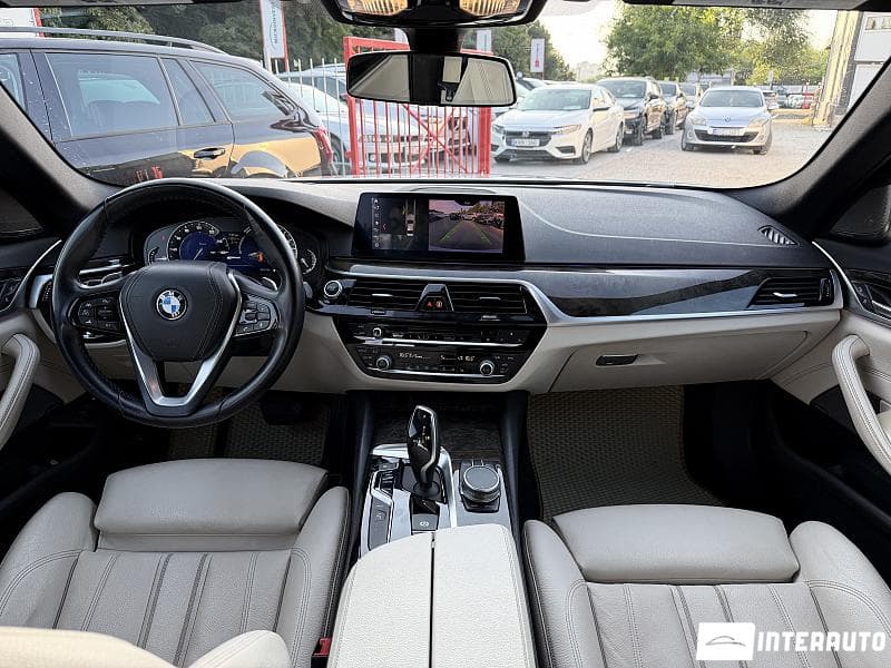 2018 BMW 530e — Miniatură 8