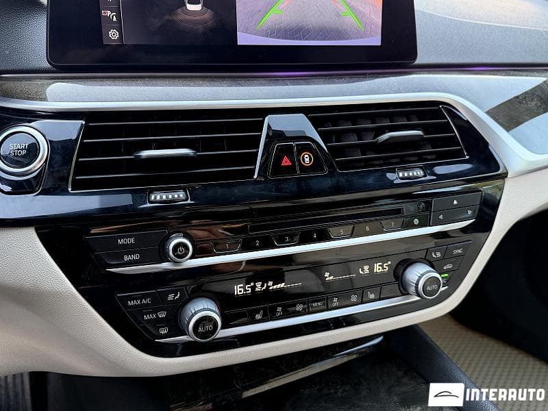 2018 BMW 530e — Miniatură 12