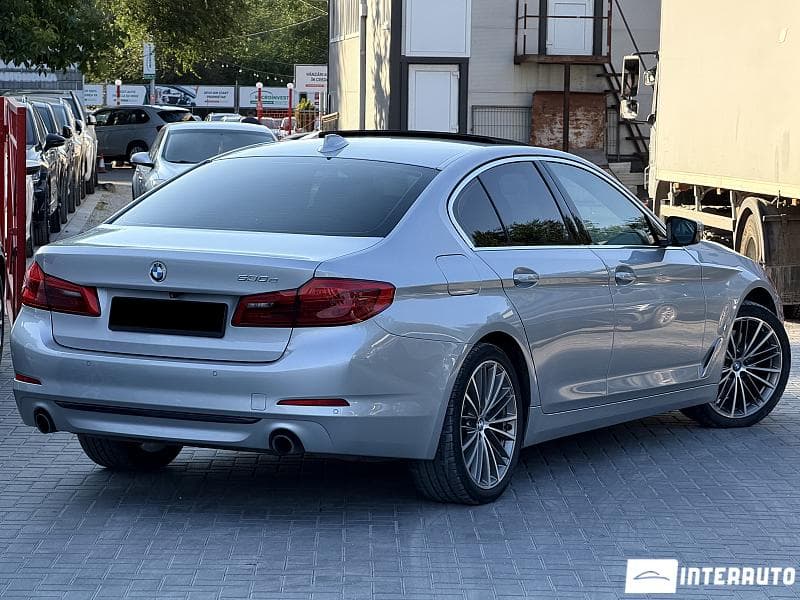 2018 BMW 530e — Miniatură 3