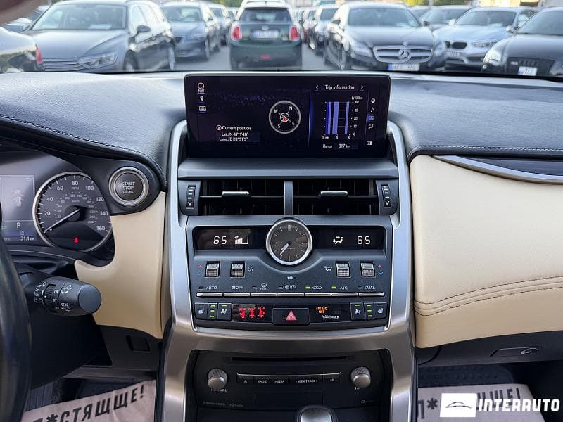 2018 Lexus NX 300 — Miniatură 11