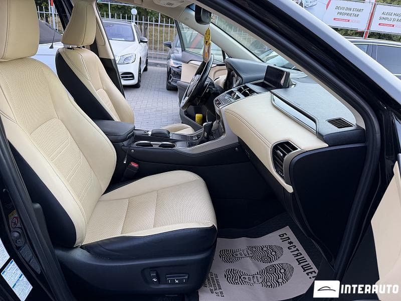 2018 Lexus NX 300 — Miniatură 15