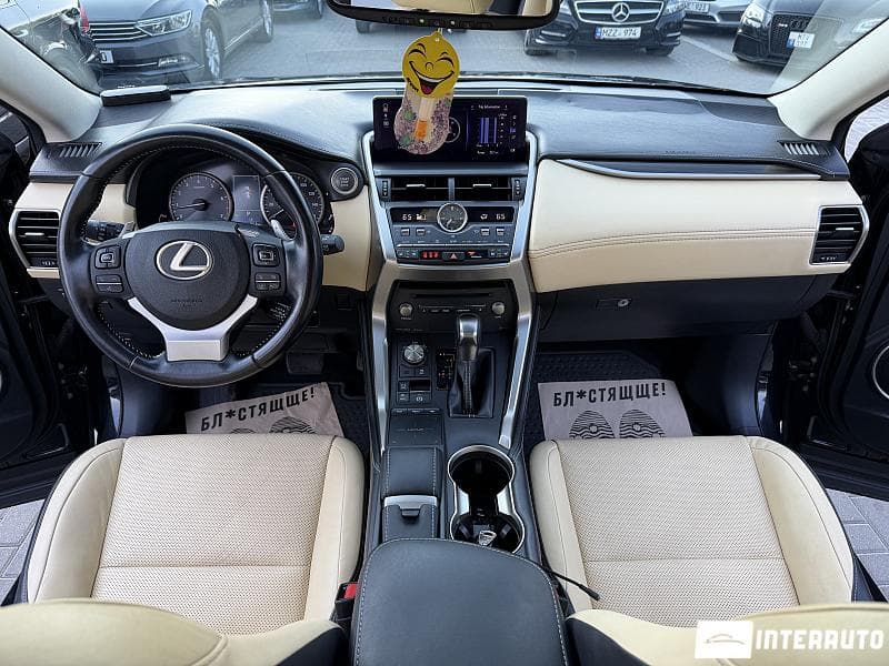 2018 Lexus NX 300 — Miniatură 8