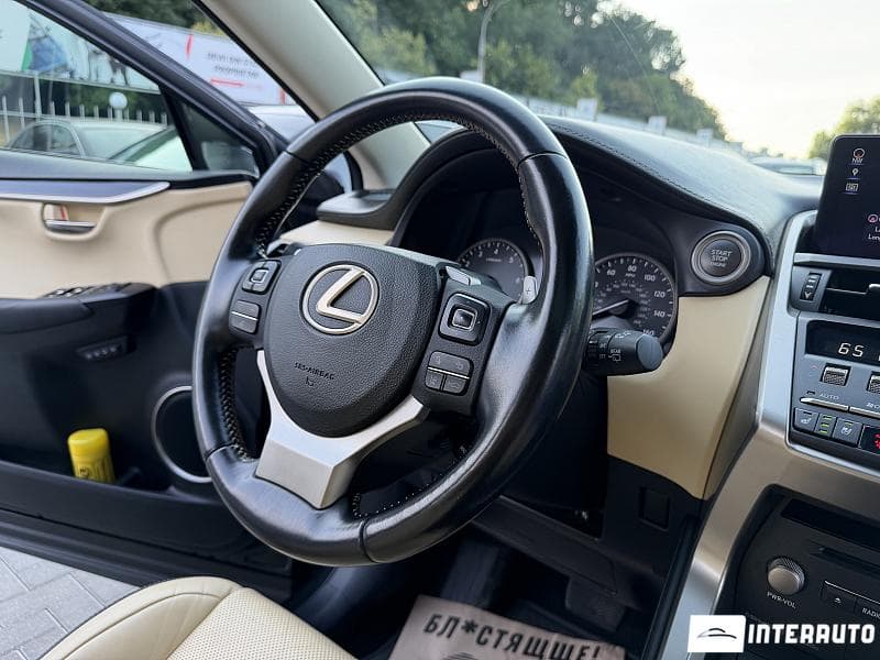 2018 Lexus NX 300 — Miniatură 9