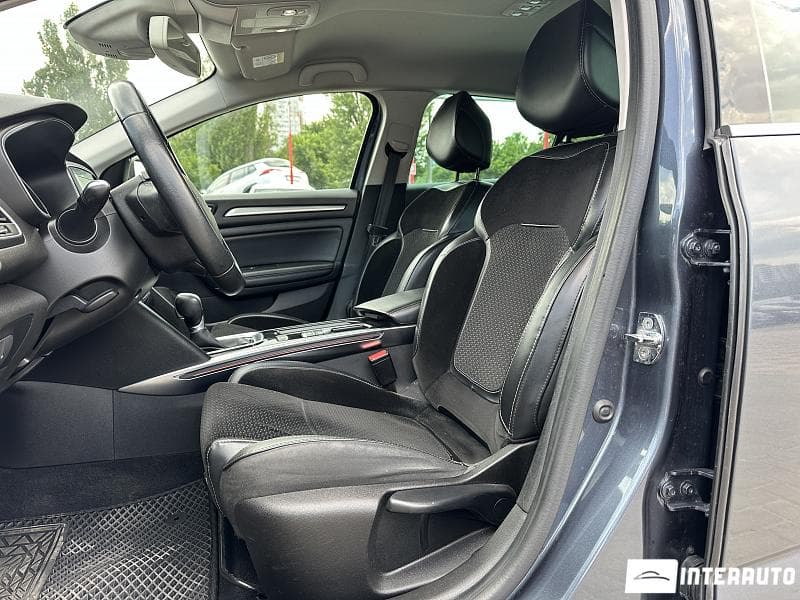2018 Renault Megane — Miniatură 5