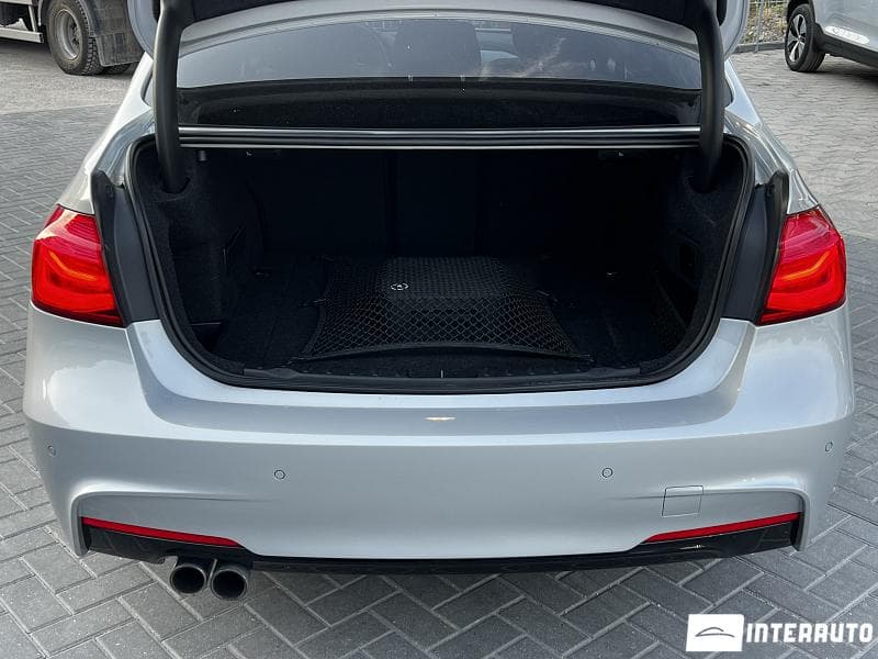 2018 BMW 330E — Miniatură 20