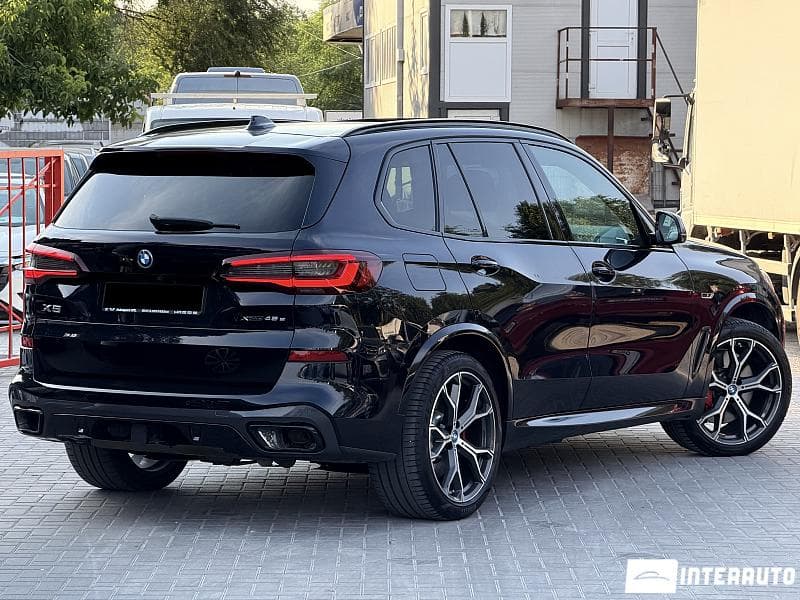 2022 BMW X5 4.5e — Miniatură 3