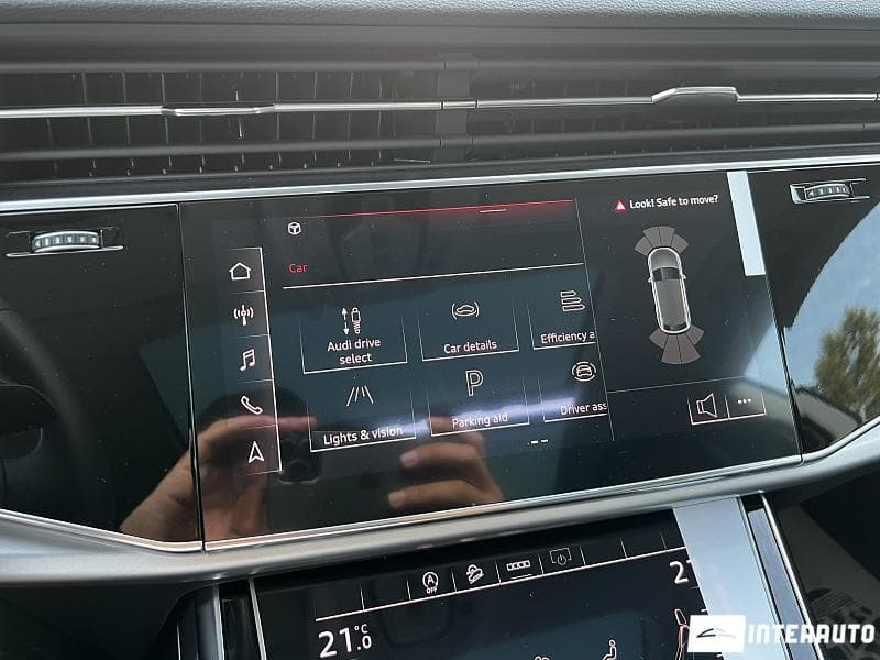 2023 Audi Q8 — Miniatură 7