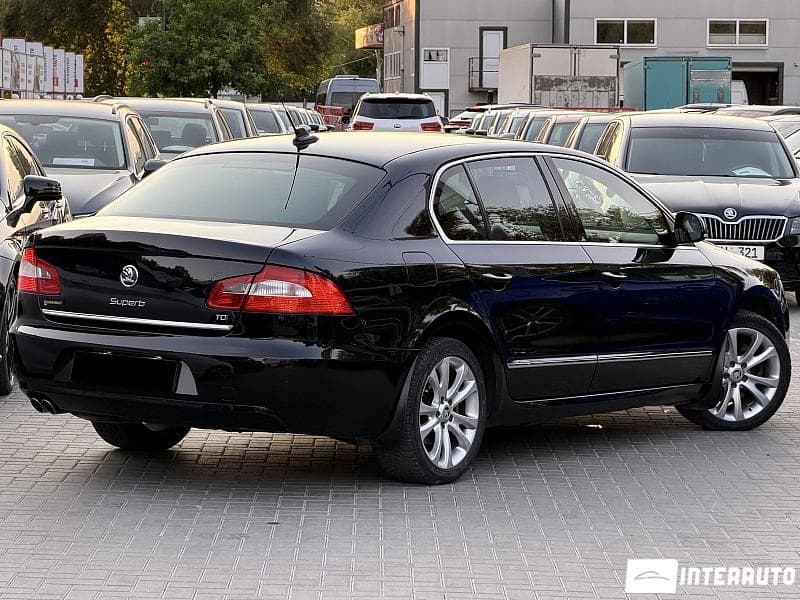 2009 Skoda Superb — Miniatură 3