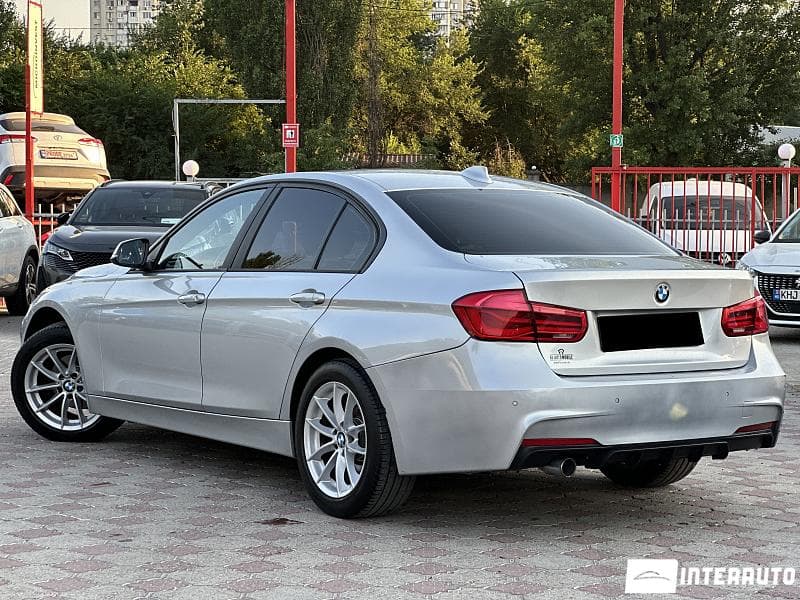 2016 BMW 316 — Miniatură 3