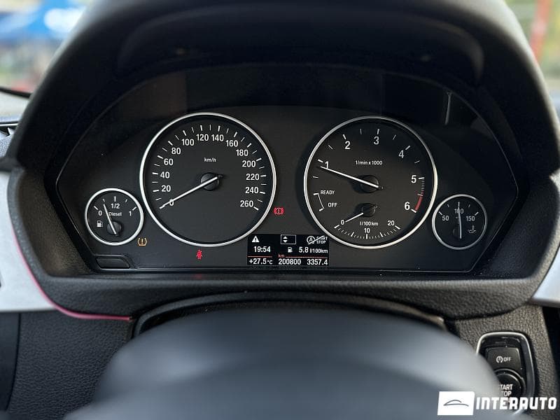 2016 BMW 316 — Miniatură 10