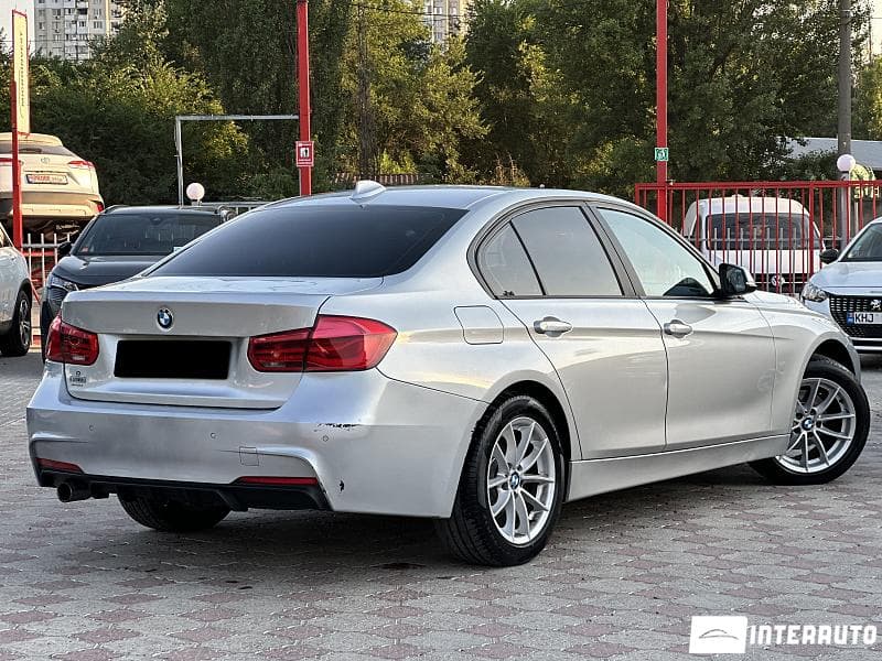 2016 BMW 316 — Miniatură 2