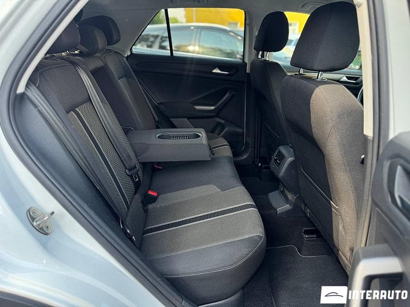 2019 Volkswagen T-Roc — Miniatură 15