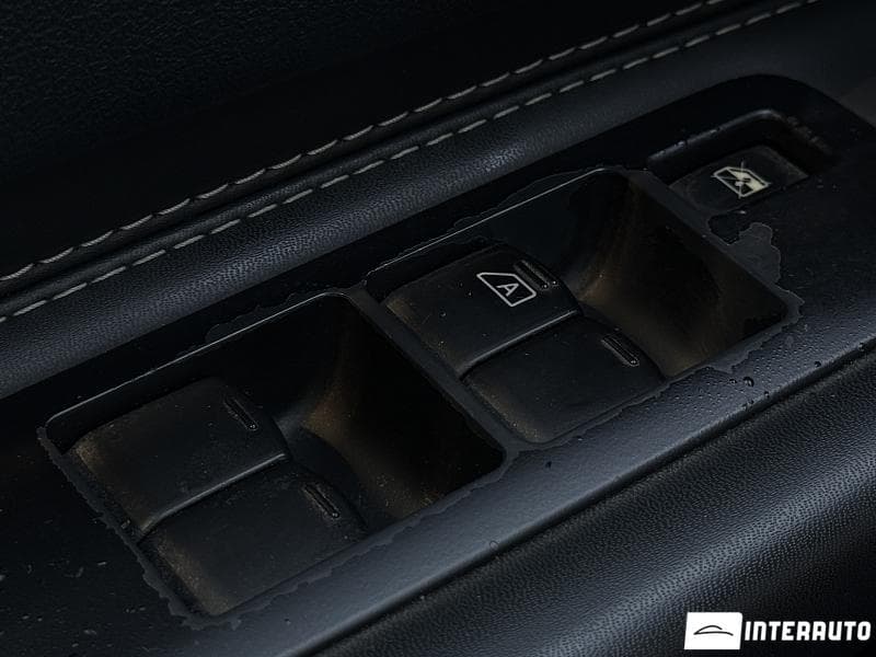 Nissan Qashqai 2010 — Миниатюра 7