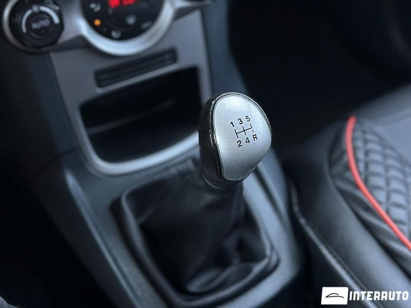 Ford Fiesta 2011 — Миниатюра 12