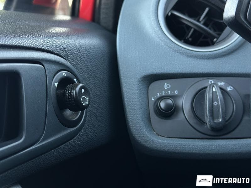 Ford Fiesta 2011 — Миниатюра 7