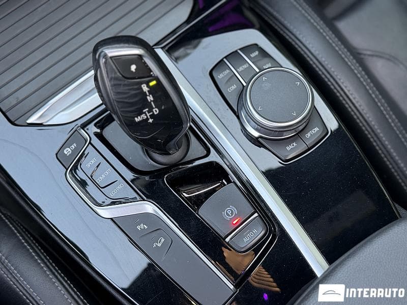 BMW X3 3.0i 2018 — Миниатюра 17