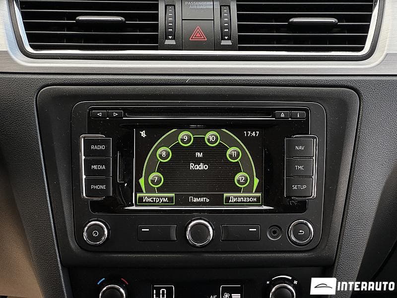 2014 Skoda Rapid — Miniatură 9