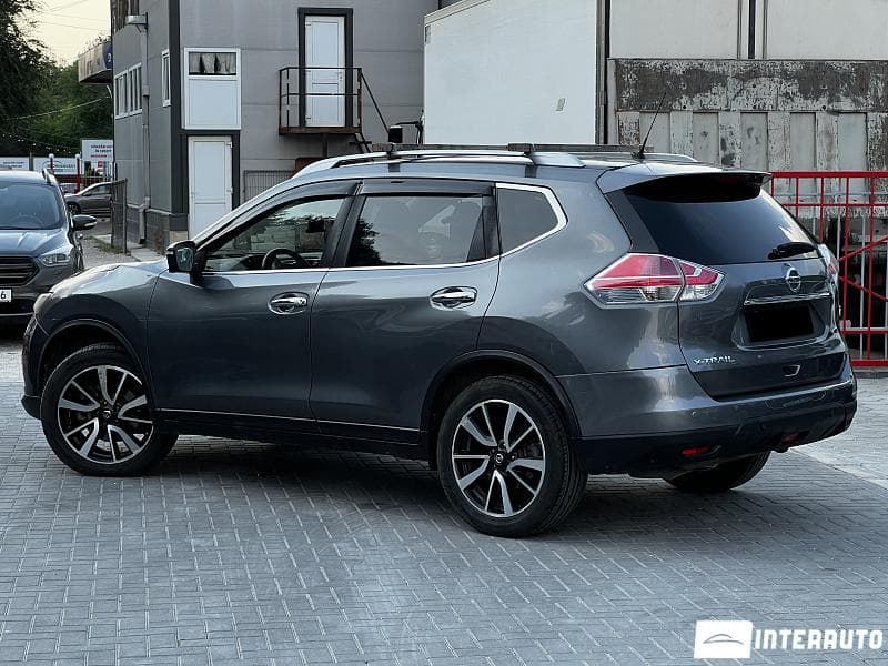 2016 Nissan X-Trail — Miniatură 2