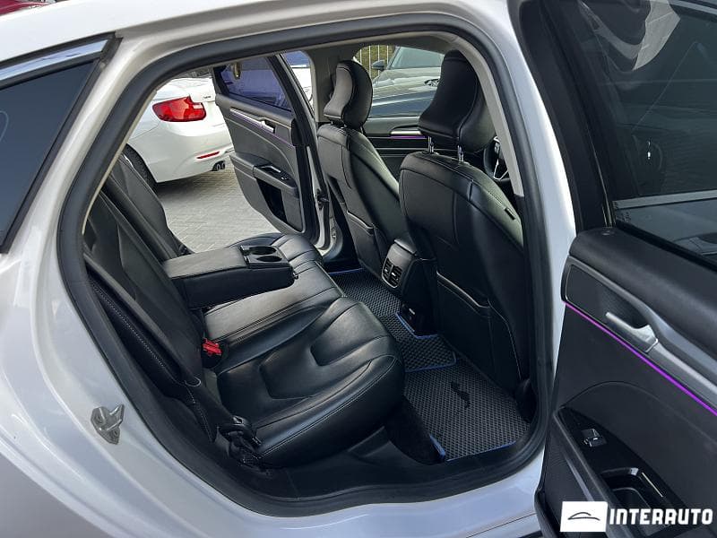 2016 Ford Fusion — Miniatură 14