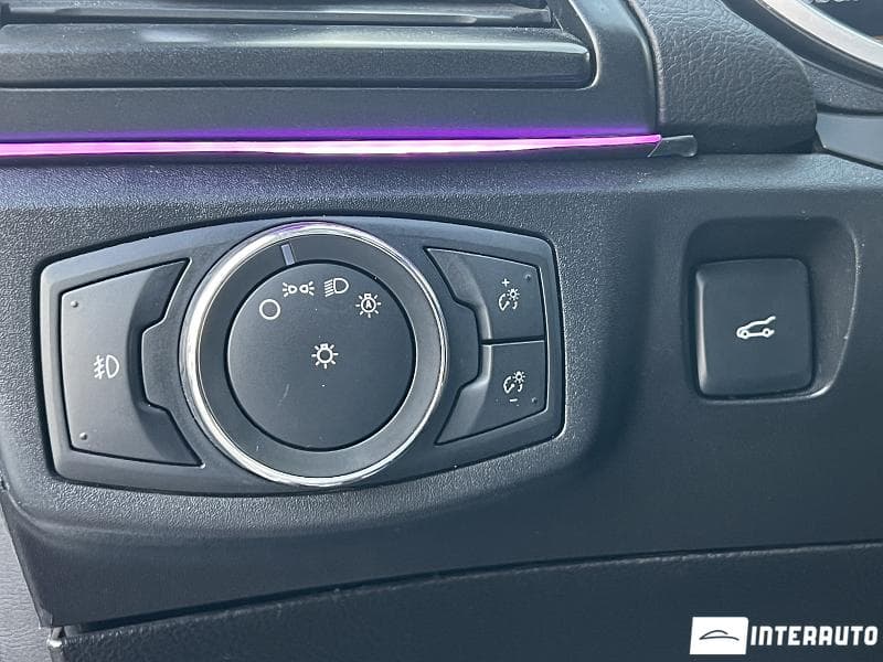 2016 Ford Fusion — Miniatură 18