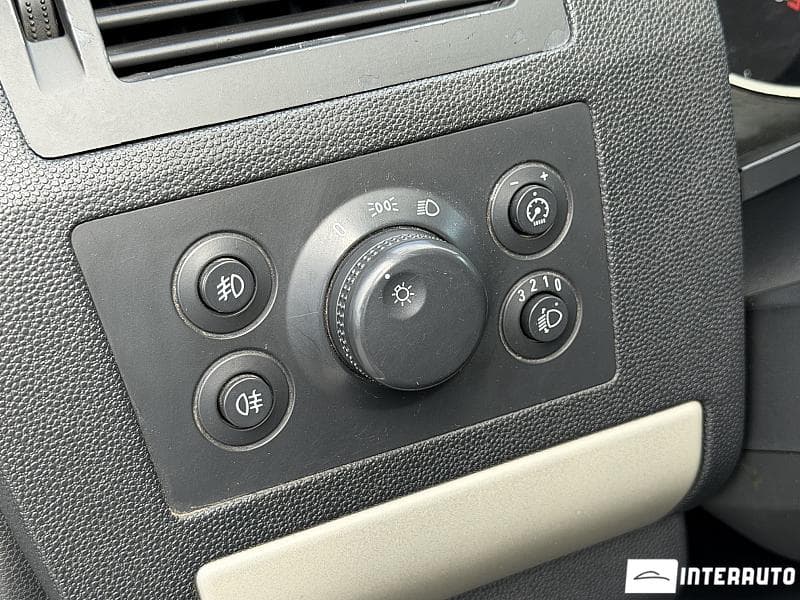 2008 Opel Zafira — Miniatură 13