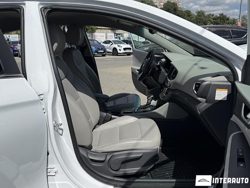Hyundai Ioniq 2018 — Миниатюра 15
