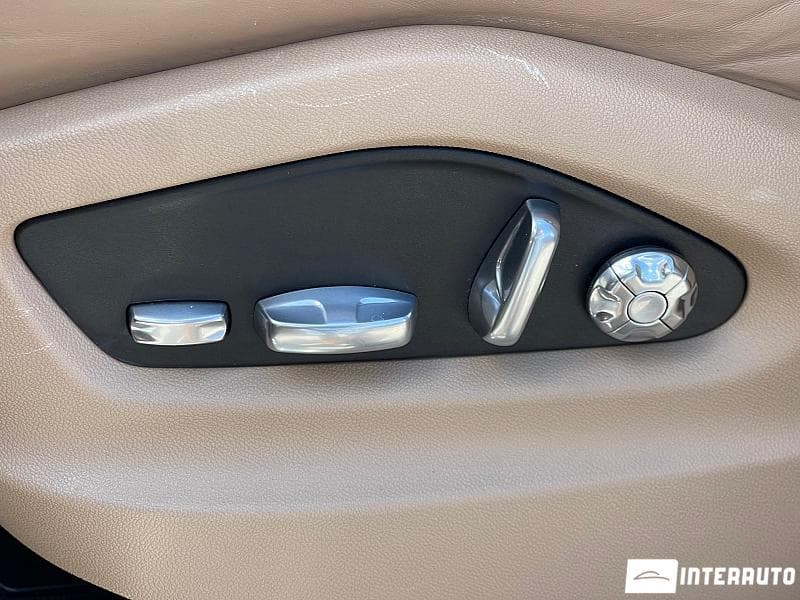 2019 Porsche Cayenne S — Miniatură 8