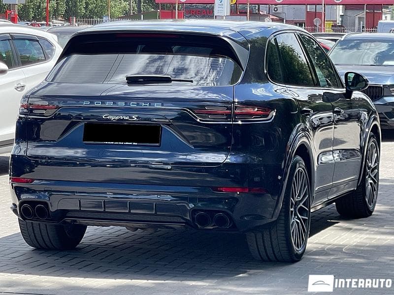 2019 Porsche Cayenne S — Miniatură 2
