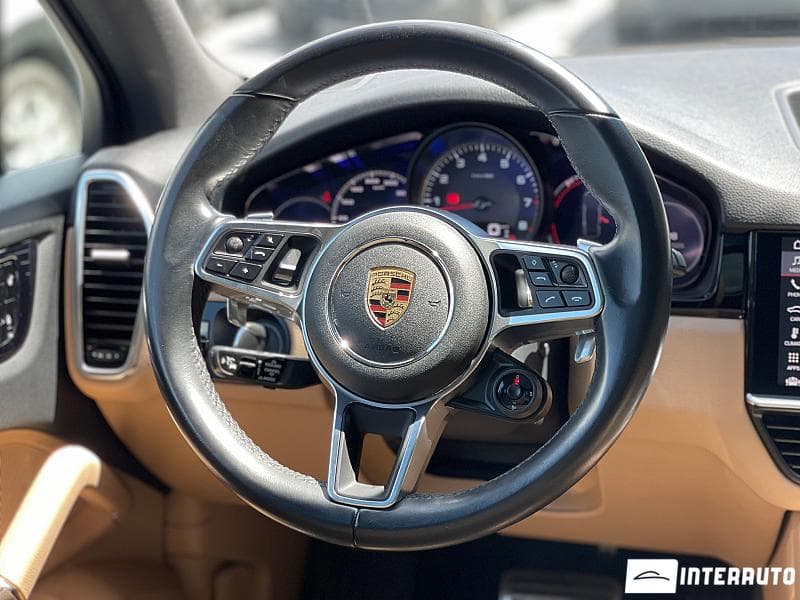 2019 Porsche Cayenne S — Miniatură 10