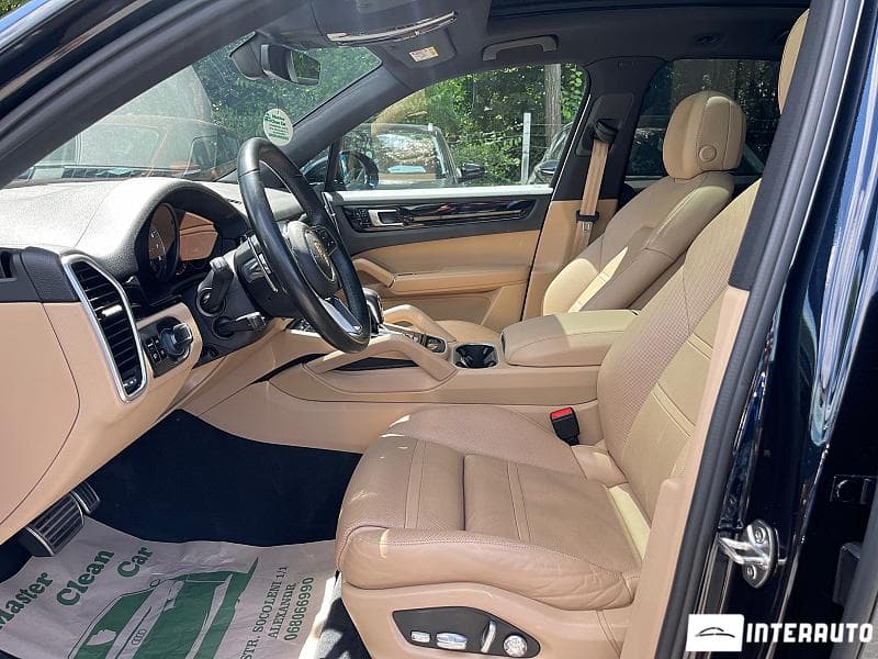 2019 Porsche Cayenne S — Miniatură 5