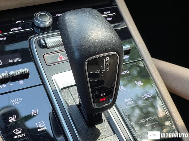2019 Porsche Cayenne S — Miniatură 14