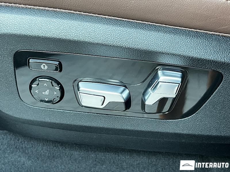 2023 BMW X7 4.0d — Miniatură 26