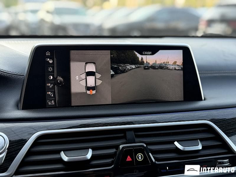 2017 BMW 740e — Miniatură 14