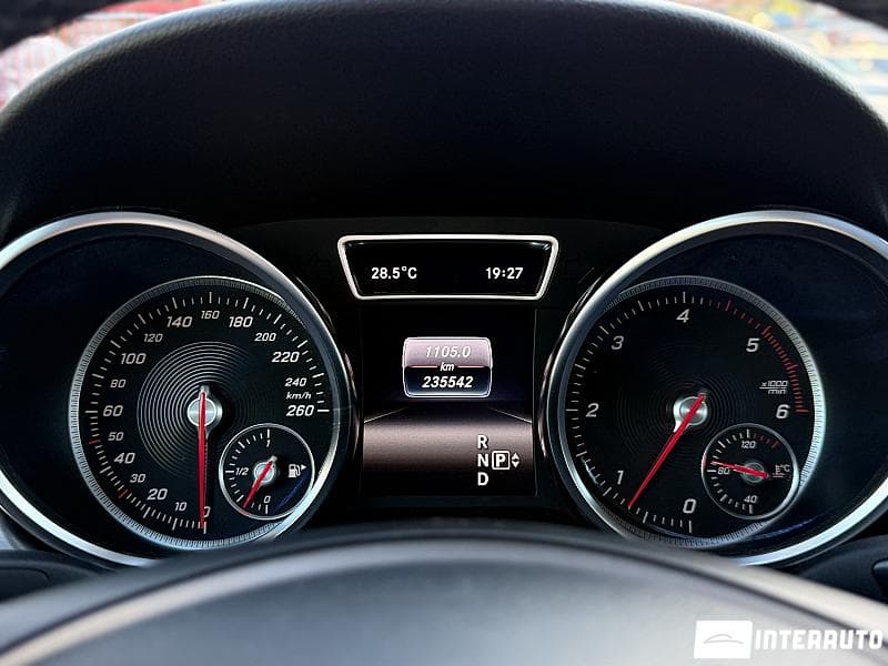 2016 Mercedes GLE 250 — Miniatură 12