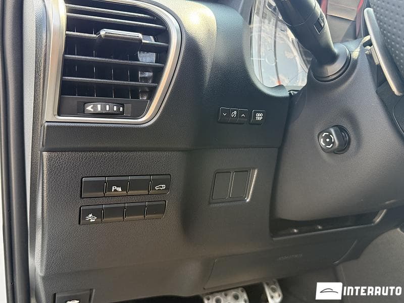 2014 Lexus NX 300H — Miniatură 9